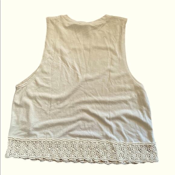 Forever 21 T-shirt tank size small - Picture 2 of 5